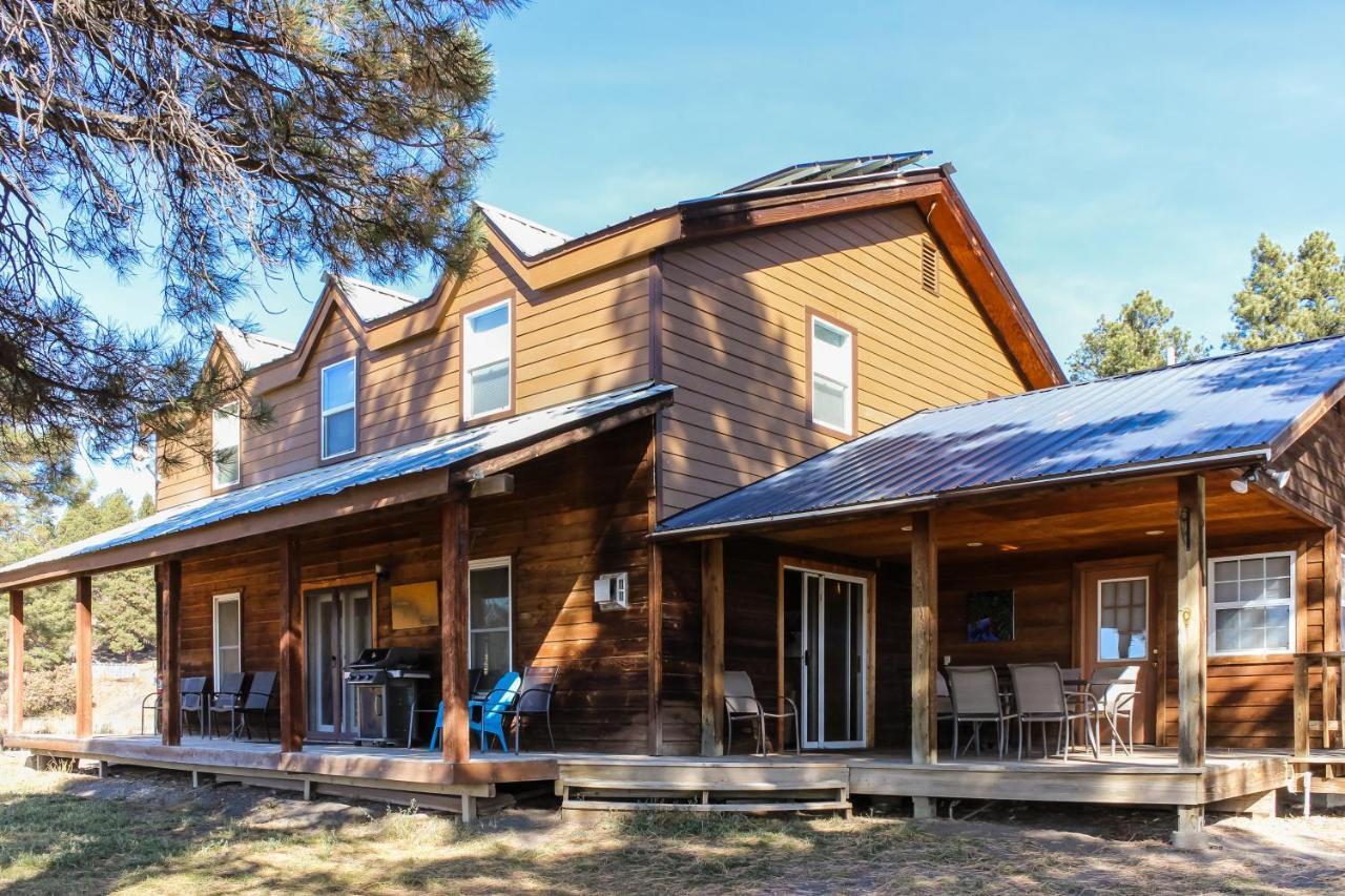 Split Pine Cabin Пагоса Спрингс Екстериор снимка