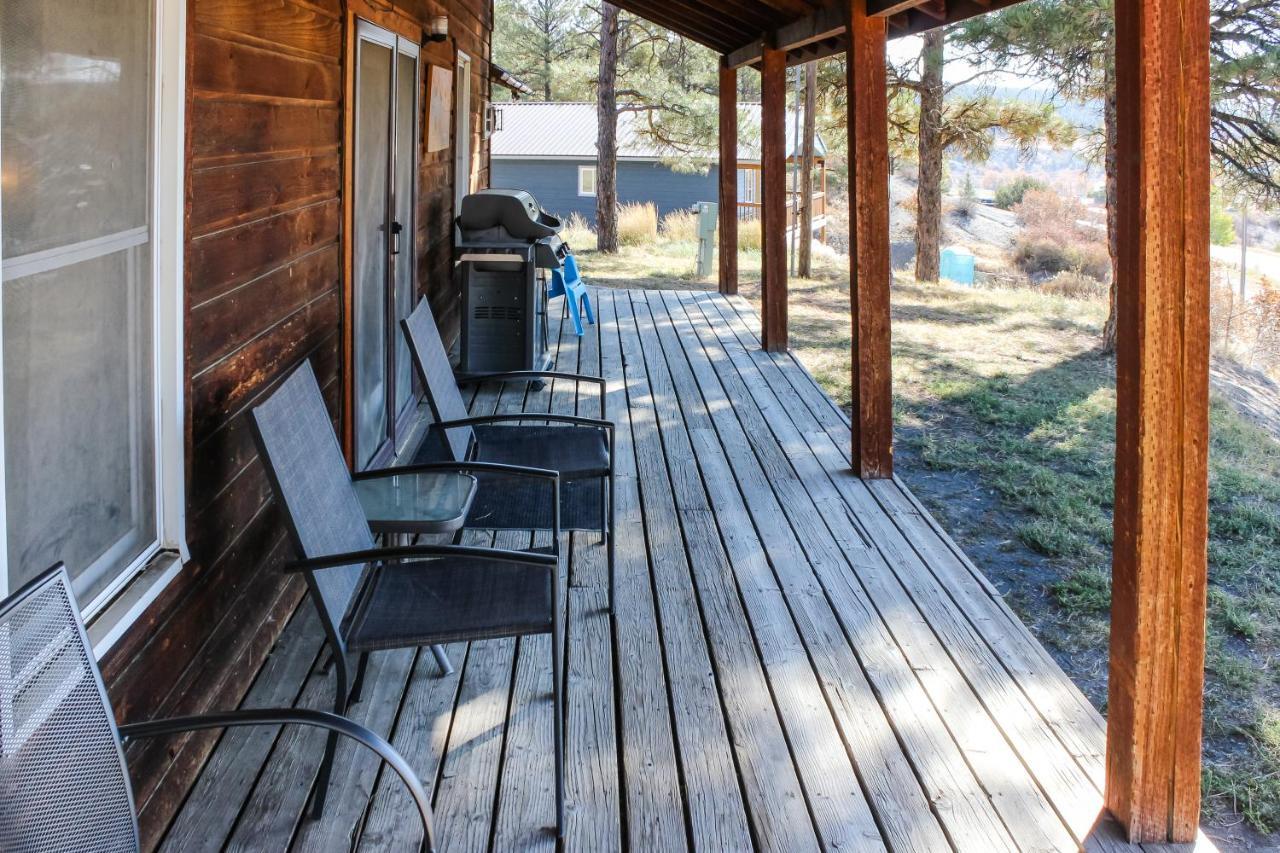 Split Pine Cabin Пагоса Спрингс Екстериор снимка
